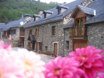 Gîtes Ruraux Les 4 Saisons, Gîte à Oô