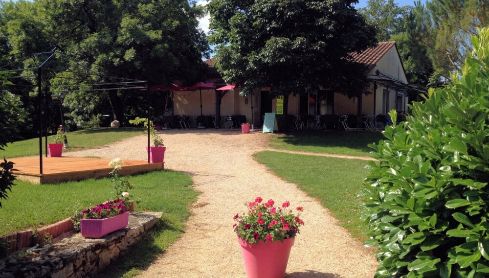 Le Mas Des 3 Ânes, Gîte à Blars