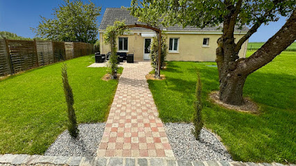 Le Gîte Des Remparts Gîte à Hauviné