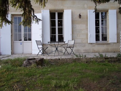 Gîte Oh! fil de l’eau, Gîte à Castillon-la-Bataille