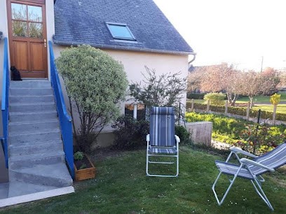 Les Gîtes De La Ville Aube, Gîte à Tréméreuc