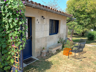 Villaboé, Gîte à Villebois-Lavalette
