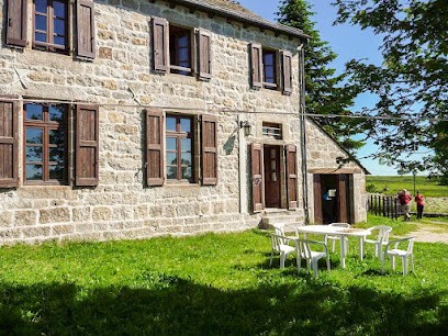 Gîtes De France 2 épis 6 Pers à Sinières, Gîte à Saint-Laurent-de-Muret