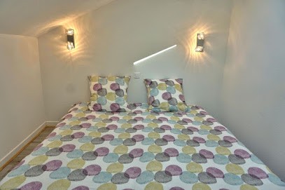 Gîte Atelier De L'AssietteRoannaise, Gîte à Saint-Forgeux-Lespinasse