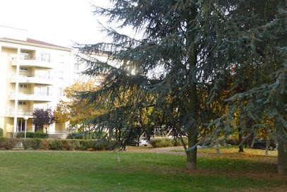 Appartement gite Anne de Méjanes, Gîte à Metz
