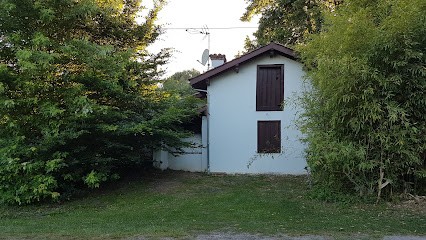 Gites ploum four à pain, Gîte à Pouydesseaux