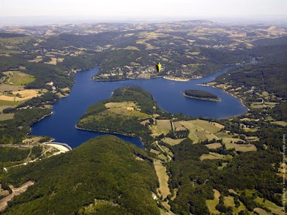 Le Balcon Du Lac Du LAOUZAS, Gîte à Nages