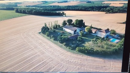 Le paradis des 3 mousquetaires, Gîte à Augnax