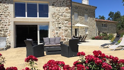La ferme de Vachères -14pers- Monistrol sur loire-Rivat Alain et Nathalie, Gîte à Monistrol-sur-Loire