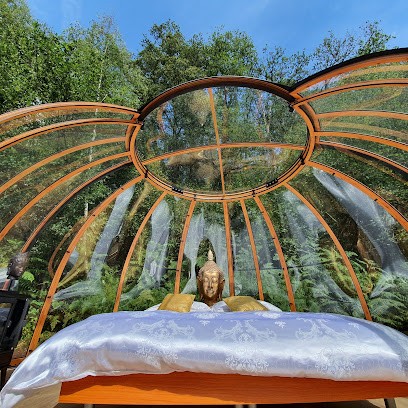 Magie En Bulles - Séjour En Bulle, Gîte à Saint-Saud-Lacoussière