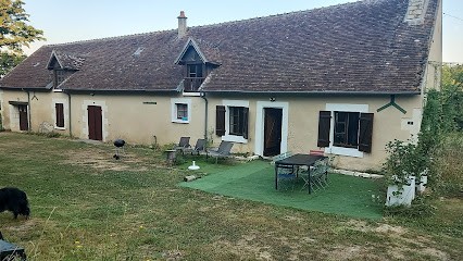 Gîte Au Petit Bois de la Gravette, Gîte à Veuil