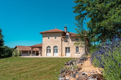 La Villa De La Roussie, Gîte à Mareuil en Périgord
