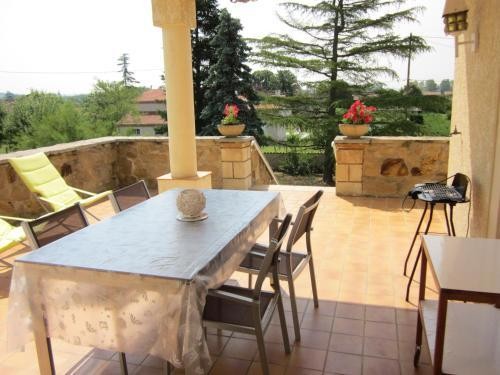 Villa Calabrisella - Gîte de France - Résidence Natura Albi, Gîte à Lescure-d'Albigeois