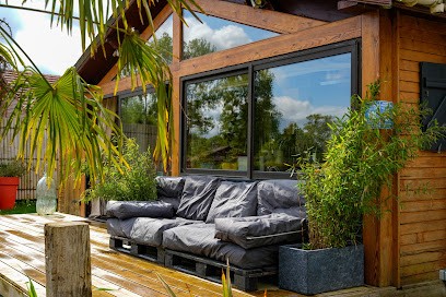 Les Kabanes - Cottage Le85 - Hébergement au bord de l'eau, Gîte à Prouilly