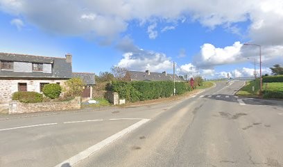 atelier la croix blanche, Gîte à Kermaria-Sulard