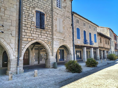 Maison Familiale Du Quercy, Gîte à Montpezat-de-Quercy