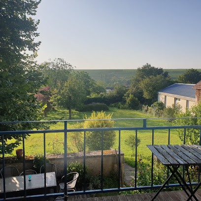 Gîte L'Ecole Buissonnière, Gîte à Sury-en-Vaux