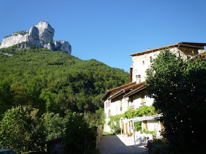 Night Flight Cottage, Gîte à Choranche