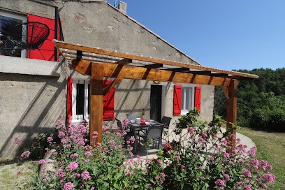 Domaine de Bacon - gites à la ferme en Ardèche, Gîte à Saint-Sylvestre