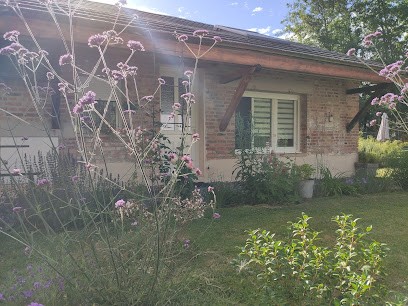 Gîte des Viviers. 1 à 2 personnes., Gîte à Manre