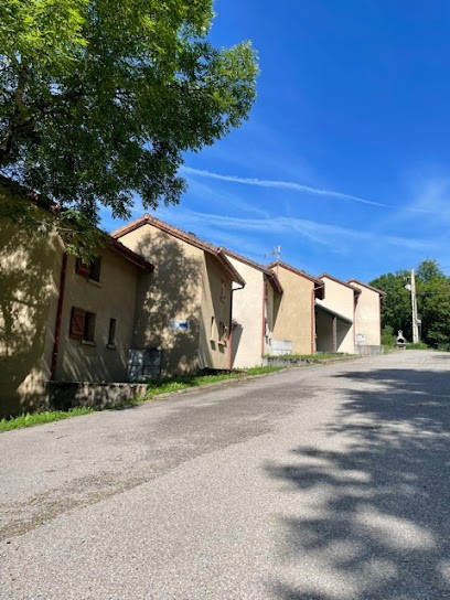 Chalet Les Gentianes, Gîte à Sorgeat
