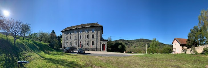 Le Domaine de Granit (Gite La Source, Gite Vert, Gite Bleu), Gîte à Plainfaing