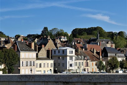 Les Bords de Loire : Location Gîtes 5 et 11 personnes, proche de Sancerre, Nièvre en Bourgogne-Franche-Comté, Gîte à La Charité-sur-Loire