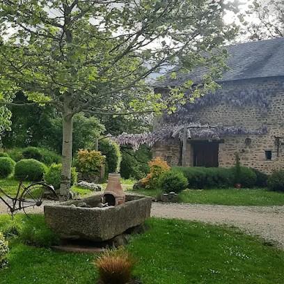 Le Gite Au Chez & La Grange (Book Direct For Best Rates), Gîte à Saint-Vaury