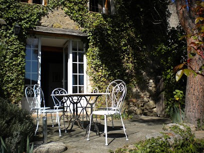 Gites Oustalou, Gîte à Saint-Martin-des-Puits