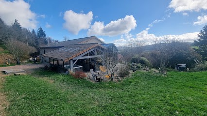 Gite Atypique la Croix du Py en Beaujolais, Gîte aux Ardillats