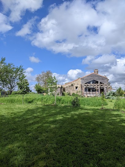 Ecolieu la Gataudière, gîte écologique et animations nature, Gîte à Foussais-Payré