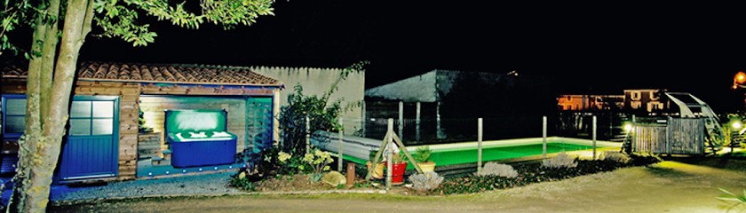 Charming Cottage In The Swamp Poite Wine: Etchurie, Gîte à Liez