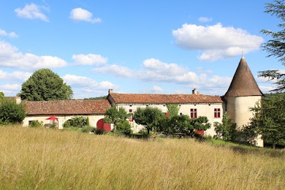 Manoir De Moncé, Gîte à Saint-Aquilin