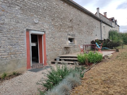 La ferme de chèrevie, Gîte à Saint-Bris-le-Vineux