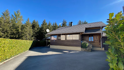 Le Chalet Des Vernhes - Gîtes De France, Gîte à Salles-Curan