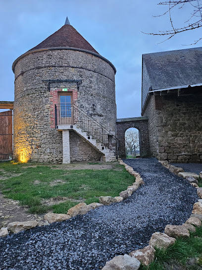 Domaine Le Pigeonnier Des Peupliers, Gîte à Senantes