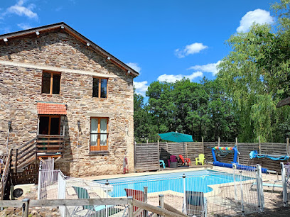 Gîte - Le Vieux Moulin, Gîte à Arlanc