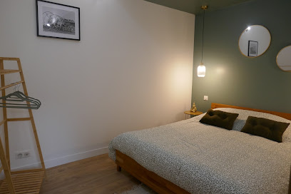 Le Green - Logement 6 Personnes Valdivienne, Gîte à Valdivienne
