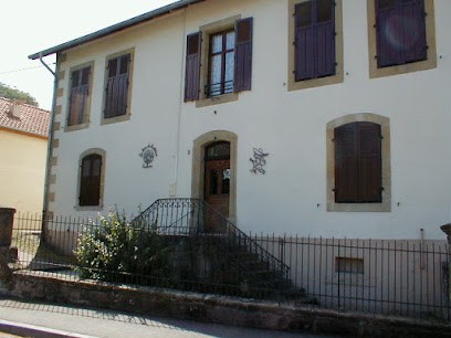 Refuge-gîte Des Amis De La Nature De Cocheren, Gîte à Cocheren