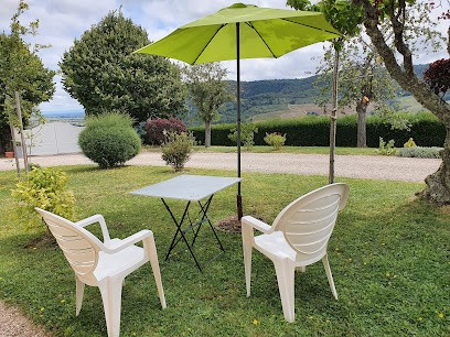 Au Cœur Du Beaujolais, Gîte à Émeringes