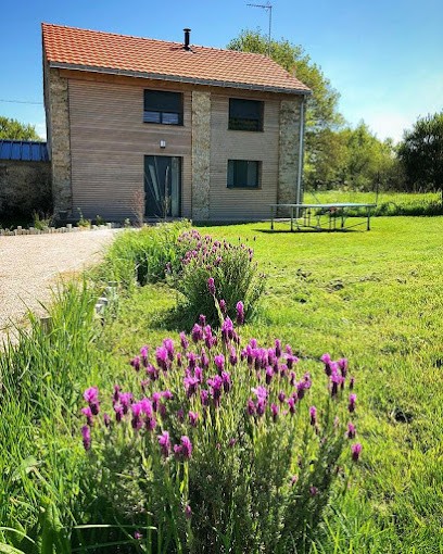 Au Nid de la chouette - Gîtes de France, Gîte à Chauvé