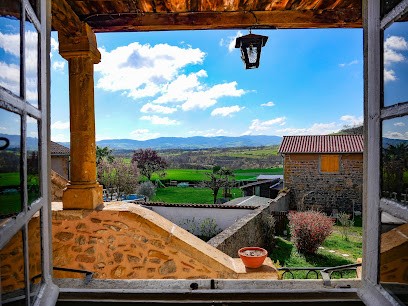 Gîte Les Chantières - Entre Beaujolais et Monts du Lyonnais, Gîte à Bully