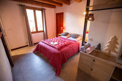 Les Gîtes Chapô Julô, Gîte à Giez