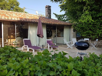 GITE GRAND CUSSAC, Gîte à Rougnac