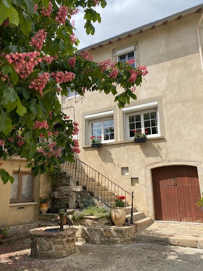 Le logis de Reine, Gîte à Murat-sur-Vèbre
