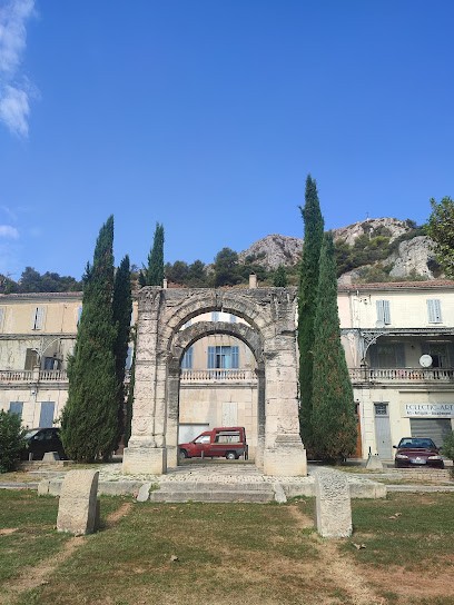 Gîte Benvengudo, Gîte à Robion