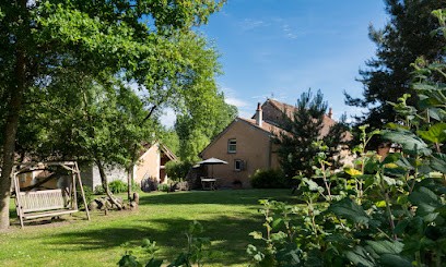 La Diversière :Gites et chambre d'hôtes avec piscine, Vallée de la Loire, proche Zoo de la Flèche et Château du Lude, Sarthe, Gîte à Savigné-sous-le-Lude