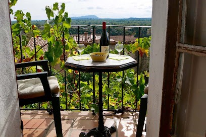 Savoir Vivre Régusse, Gîte à Régusse