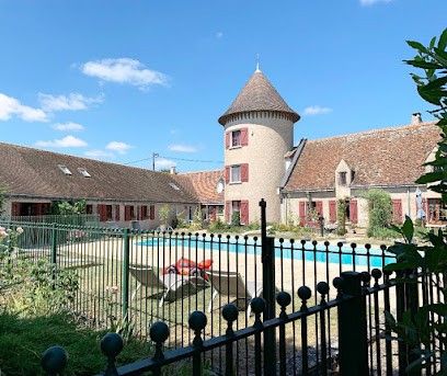 Child Friendly Gite With Swimming Pool, Wifi Internet And Private Garden Near Chinon, Loire Valley, Gîte à Panzoult