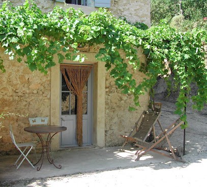 GITES ECOLOGIQUES DE L'AIOLO, Gîte à Lauris